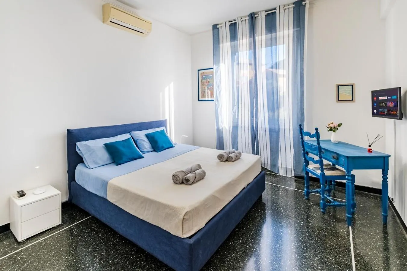 Spazioso Appartamento Con Free Parking 1Min Dal Mare Genoa Apartment